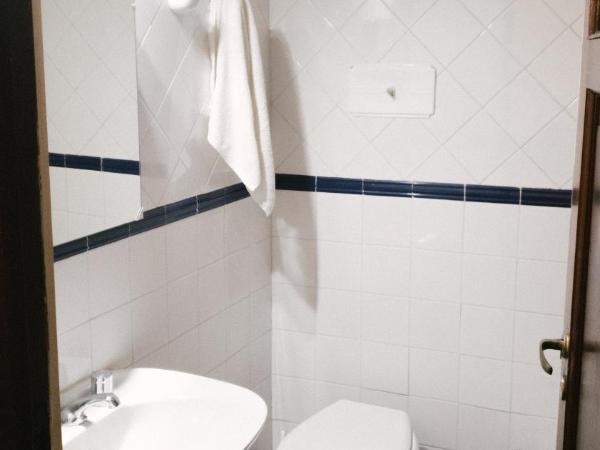 Valle del Sol Bed & Breakfast : photo 4 de la chambre chambre simple avec salle de bains