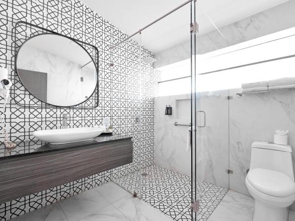 Hotel Estancia Business Class : photo 4 de la chambre suite junior deluxe