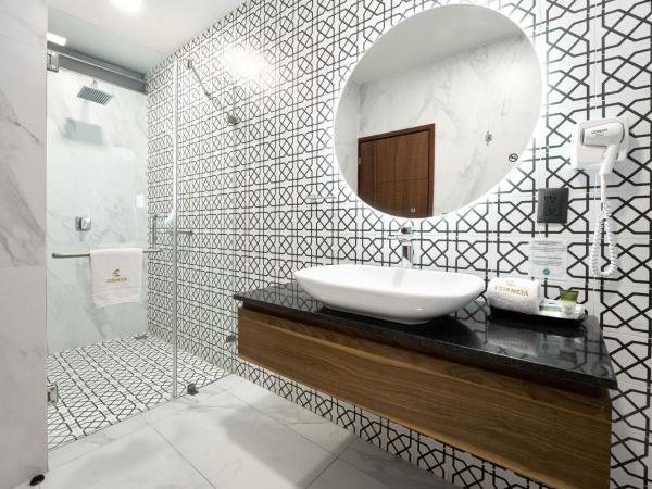 Hotel Estancia Business Class : photo 7 de la chambre suite junior