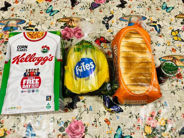 Victorian Woods BnB : photo 1 de la chambre chambre lit queen-size avec salle de bains commune 