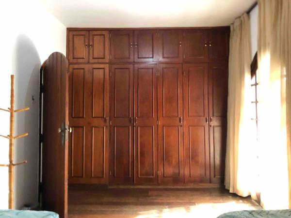 Casa Amarela : photo 3 de la chambre chambre double ou lits jumeaux avec salle de bains privative