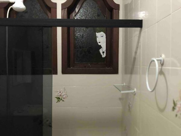 Casa Amarela : photo 7 de la chambre chambre double ou lits jumeaux avec salle de bains privative