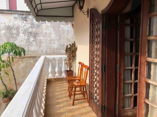 Casa Amarela : photo 5 de la chambre chambre double ou lits jumeaux avec salle de bains privative