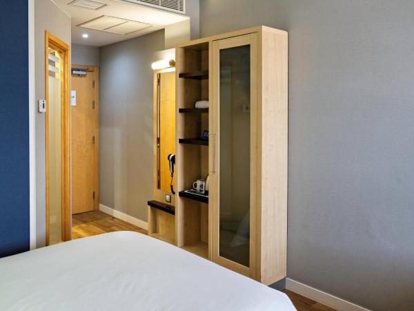 Holiday Inn Express Málaga Airport, an IHG Hotel : photo 6 de la chambre chambre lits jumeaux standard