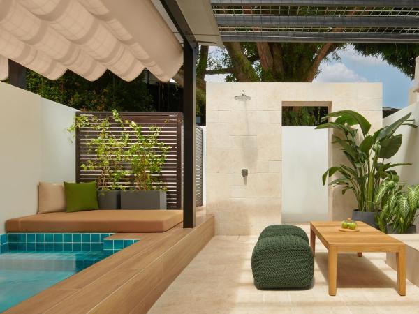 Amara Sanctuary Resort Sentosa : photo 1 de la chambre courtyard suite with private jacuzzi [newly renovated]