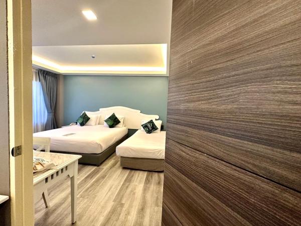 Chiangmai Gate Hotel : photo 2 de la chambre grande chambre familiale communicante deluxe