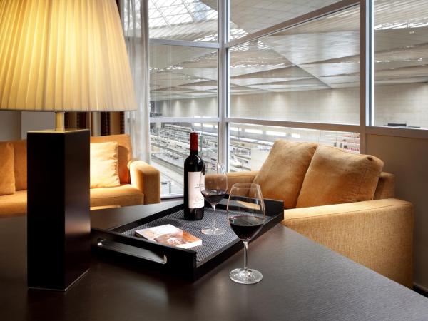 Eurostars Zaragoza : photo 5 de la chambre suite junior