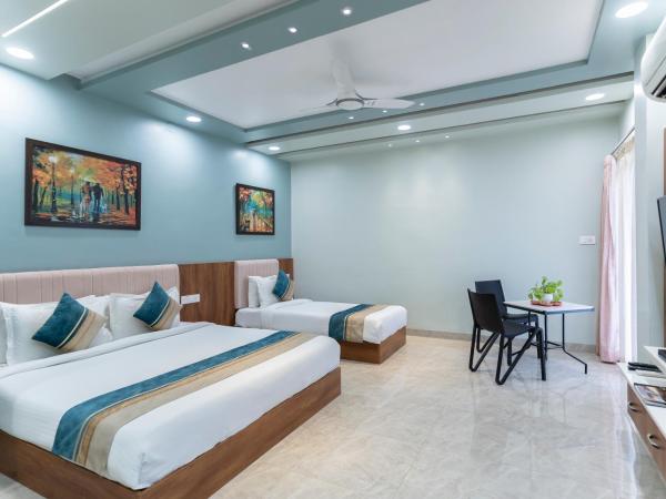 D Fortune Park : photo 1 de la chambre chambre familiale avec balcon