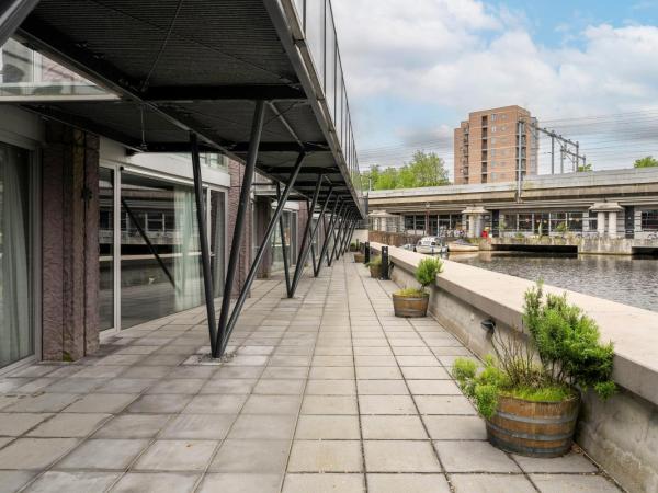 YAYS Amsterdam Prince Island by Numa : photo 2 de la chambre appartement 2 chambres confort avec terrasse commune (4 adultes + 2 enfants)