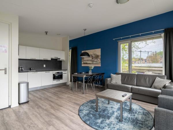 YAYS Amsterdam Prince Island by Numa : photo 1 de la chambre hébergement familial 2 chambres confort (4 adultes + 2 enfants)