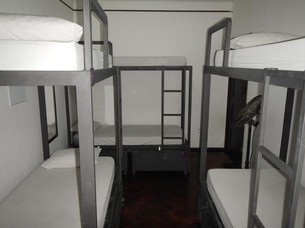 Pura Vida Hostel : photo 8 de la chambre lit dans dortoir mixte de 6 lits