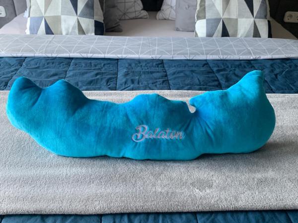 Hollik Apartmanház : photo 1 de la chambre superior studio with balcony and airconditioning