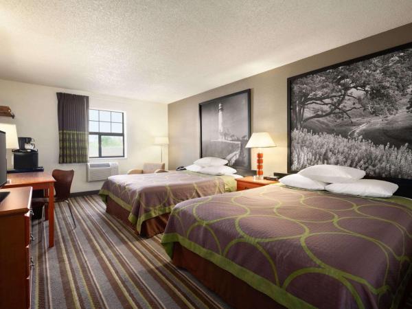 Super 8 by Wyndham Colorado Springs/Afa Area : photo 4 de la chambre chambre 2 lits queen-size - non-fumeurs
