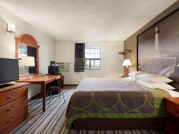 Super 8 by Wyndham Colorado Springs/Afa Area : photo 4 de la chambre chambre lit king-size - non-fumeurs
