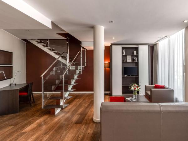 NH Collection Budapest City Center : photo 10 de la chambre apartment 2 rooms with terrace