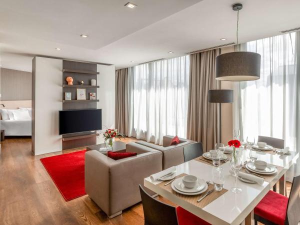 NH Collection Budapest City Center : photo 4 de la chambre studio avec terrasse
