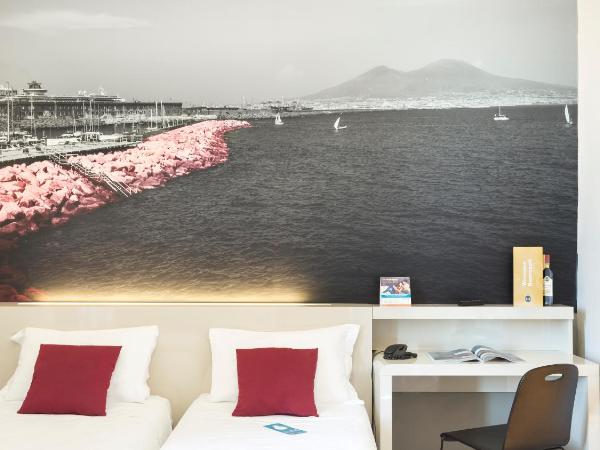 B&B Hotel Napoli : photo 2 de la chambre chambre lits jumeaux