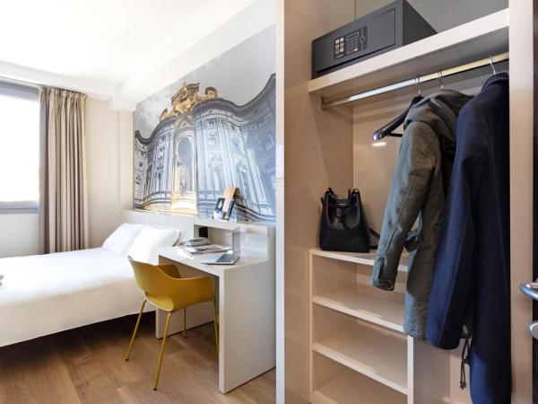 B&B HOTEL Torino Orbassano : photo 7 de la chambre chambre double