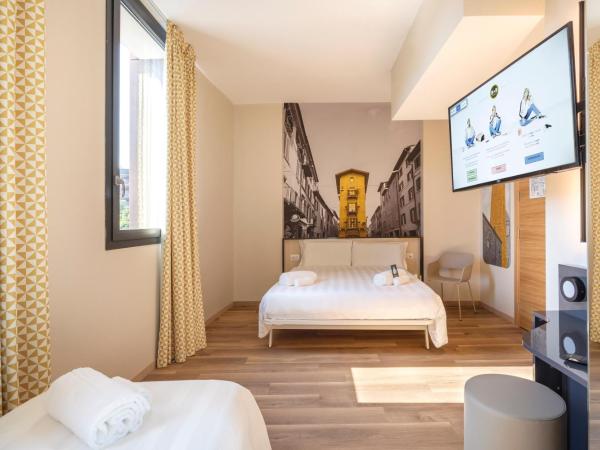 B&B Hotel Brescia : photo 1 de la chambre chambre triple