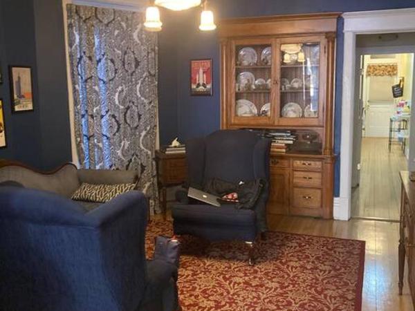 Private room with Private bath in B&B in Lakeview - 2D : photo 10 de la chambre chambre triple