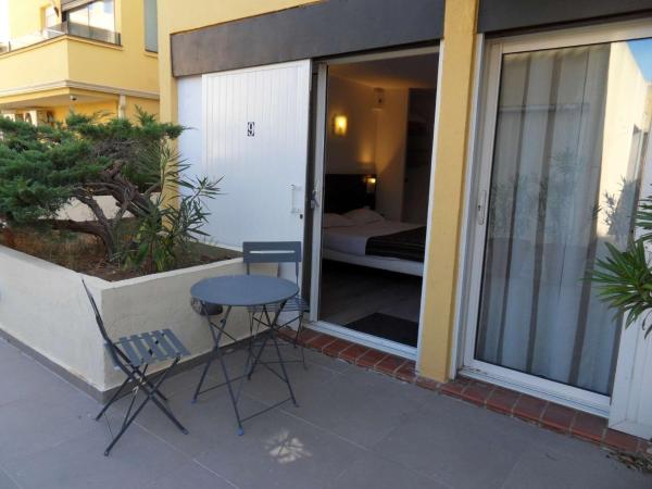 Brit Hotel Opal Centre Port : photo 4 de la chambre chambre double standard annexe