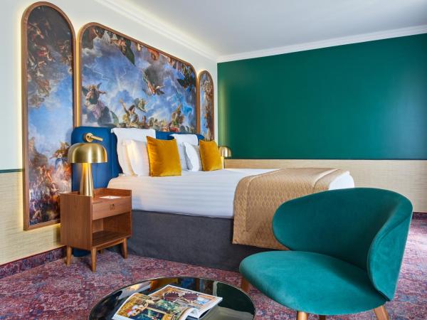 Hôtel Le Versailles : photo 6 de la chambre chambre double ou lits jumeaux supérieure