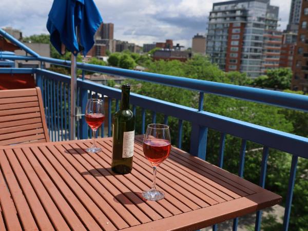 ByWard Blue Inn : photo 3 de la chambre chambre lits jumeaux avec balcon