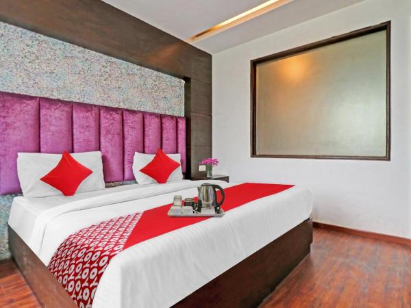 Hotel O Flagship Hotel Grand Luxury : photo 7 de la chambre chambre triple classique