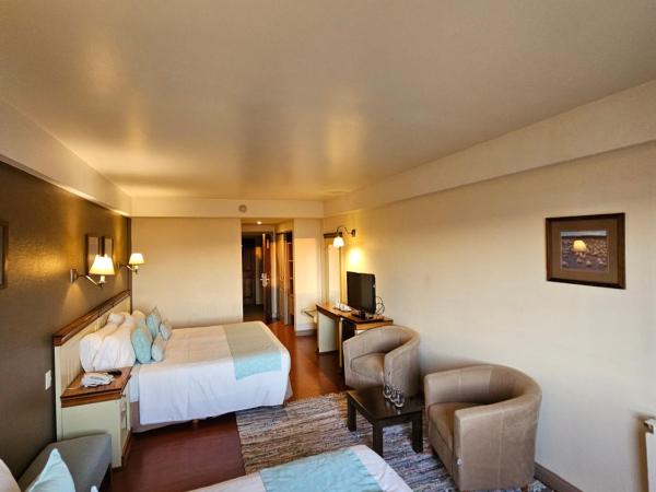 Alto Calafate Hotel : photo 9 de la chambre chambre triple