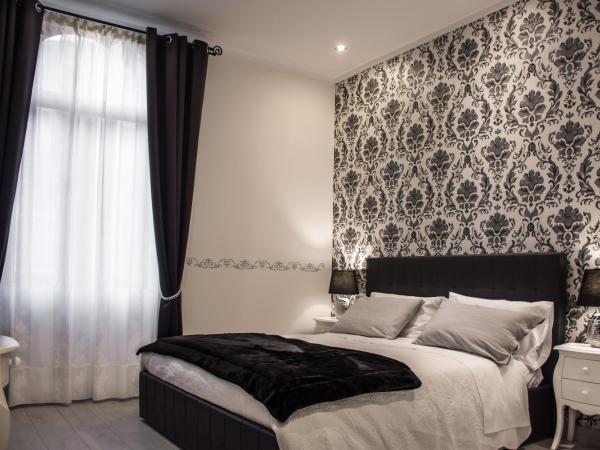 Dolci Mura Luxury Rooms : photo 5 de la chambre chambre double avec salle de bains privative