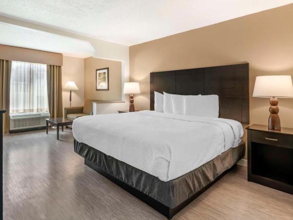 Best Western Suites Columbus : photo 3 de la chambre suite lit king-size avec canapé-lit - non-fumeurs