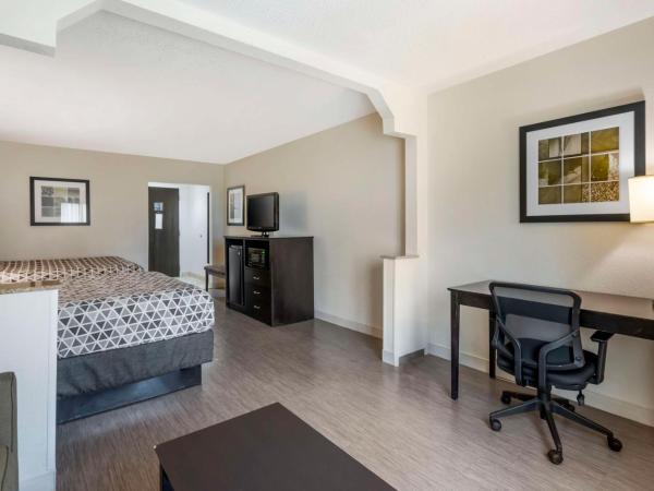 Best Western Suites Columbus : photo 3 de la chambre suite double lit queen-size avec canapé-lit