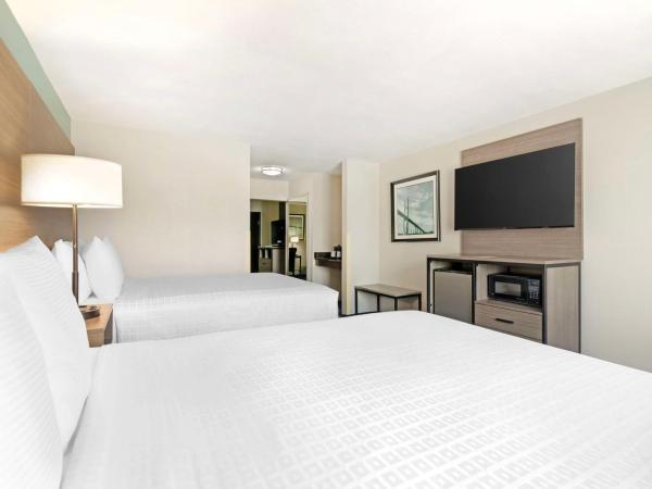 Best Western Plus Savannah Airport Inn and Suites : photo 4 de la chambre suite affaires avec 2 lits queen-size - non-fumeurs