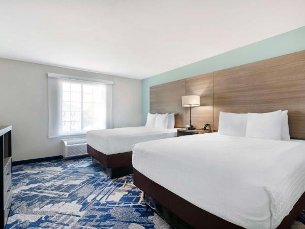 Best Western Plus Savannah Airport Inn and Suites : photo 2 de la chambre suite affaires avec 2 lits queen-size - non-fumeurs