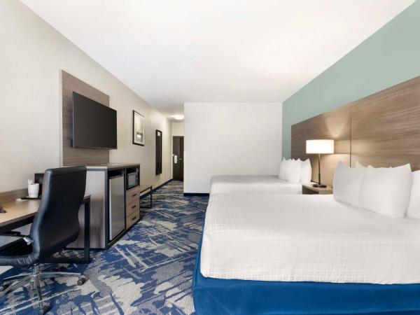 Best Western Plus Savannah Airport Inn and Suites : photo 3 de la chambre suite avec 2 lits queen-size et douche à l'italienne - personnes à mobilité réduite - non-fumeurs