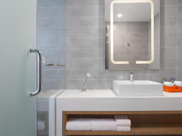 Holiday Inn Express Chengdu Airport Zone(Chengdu Shuangliu International Airport Branch), an IHG Hotel : photo 5 de la chambre chambre lit king-size standard