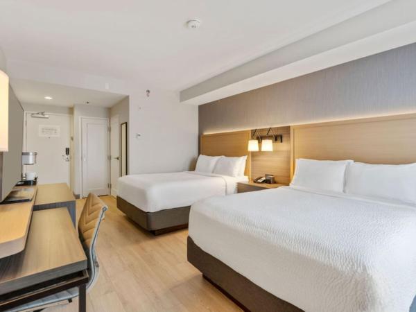 Holiday Inn & Suites Ottawa Kanata, an IHG Hotel : photo 4 de la chambre chambre standard avec 2 lits queen-size