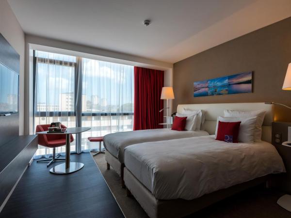 Mercure Cherbourg Centre Port : photo 1 de la chambre chambre lits jumeaux classique Â