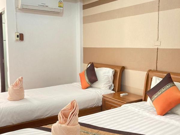 Wiriya House : photo 2 de la chambre chambre lits jumeaux deluxe