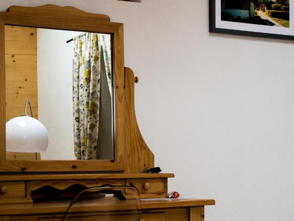 Chalet 4 Saisons - Guesthouse : photo 7 de la chambre chambre deluxe double ou lits jumeaux