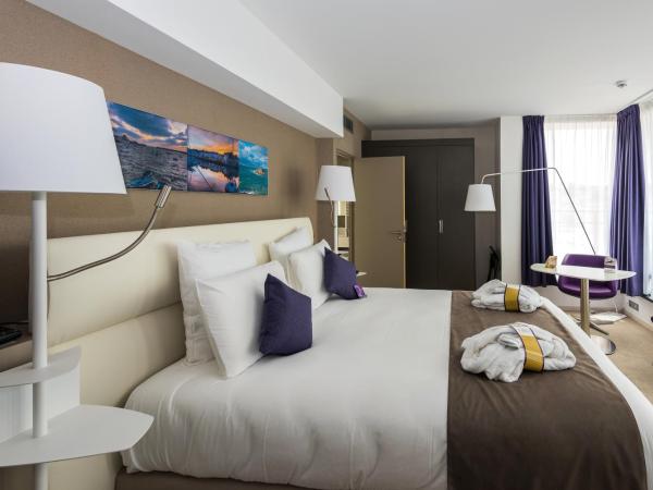 Mercure Cherbourg Centre Port : photo 1 de la chambre chambre double privilège avec balcon