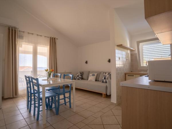 Apartments & Rooms Petra : photo 1 de la chambre appartement 1 chambre (2 adultes) - vue sur mer 