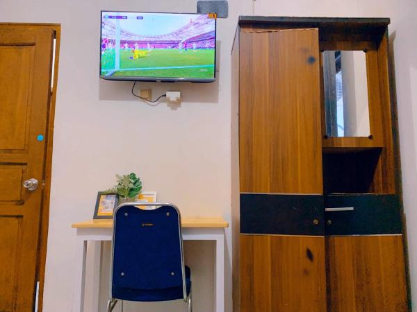 Guest House Natasya Priok by Nusalink : photo 3 de la chambre chambre double