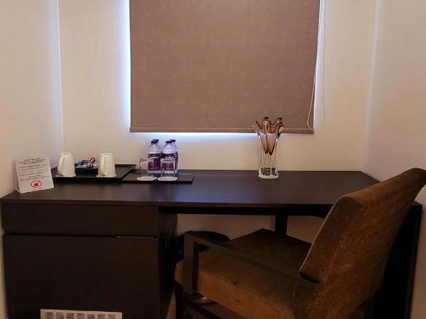 Hotel Saket 27 : photo 4 de la chambre suite
