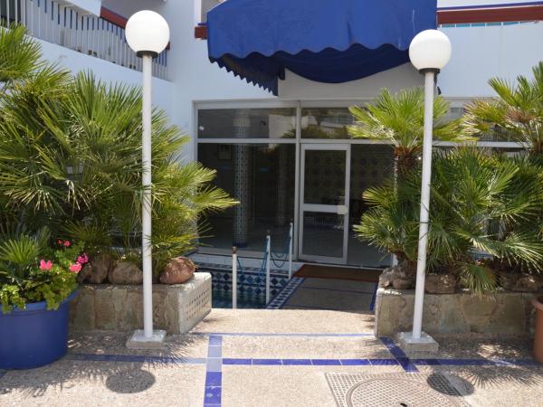 Residence Yasmina Agadir : photo 2 de la chambre appartement avec balcon