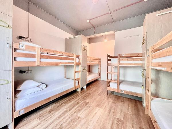 Faloe Hostel : photo 1 de la chambre lit superposé dans dortoir pour femmes