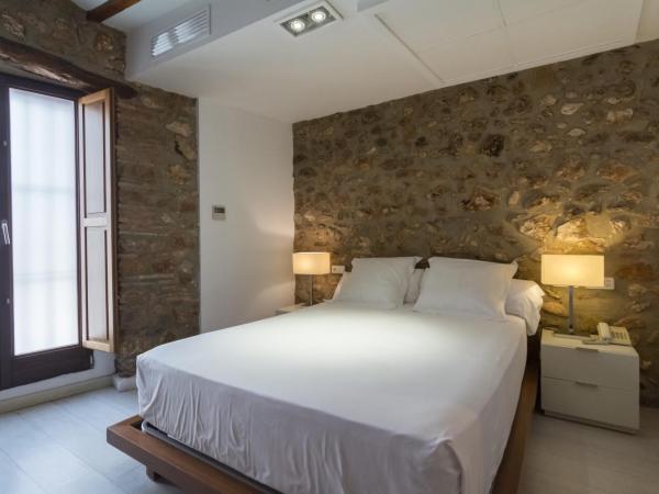 Hotel Nou Romà : photo 4 de la chambre chambre double standard Économique (2 adultes) - annexe