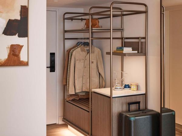 Rydges North Sydney : photo 8 de la chambre chambre lit king-size