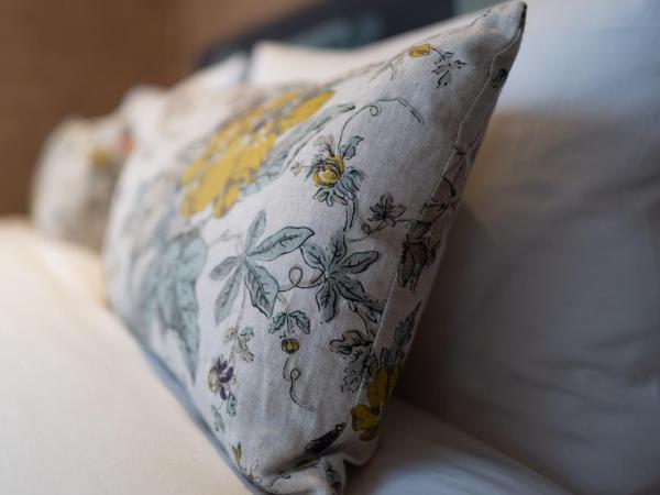 Chalet 4 Saisons - Guesthouse : photo 10 de la chambre chambre deluxe double ou lits jumeaux