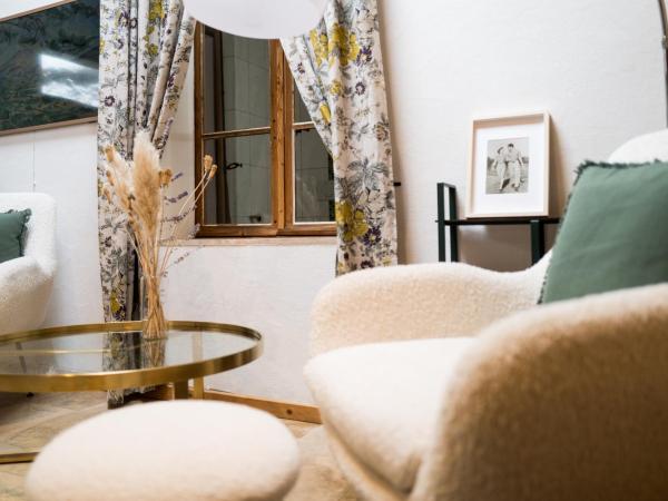 Chalet 4 Saisons - Guesthouse : photo 2 de la chambre chambre deluxe double ou lits jumeaux